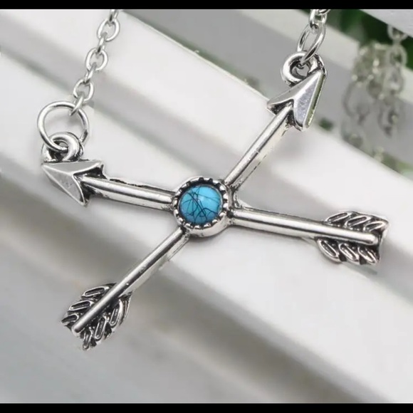 2/$10 NEW! Boho Vintage Love Cross Arrow Necklace Summer Pendant Beach Turquoise - Picture 6 of 6